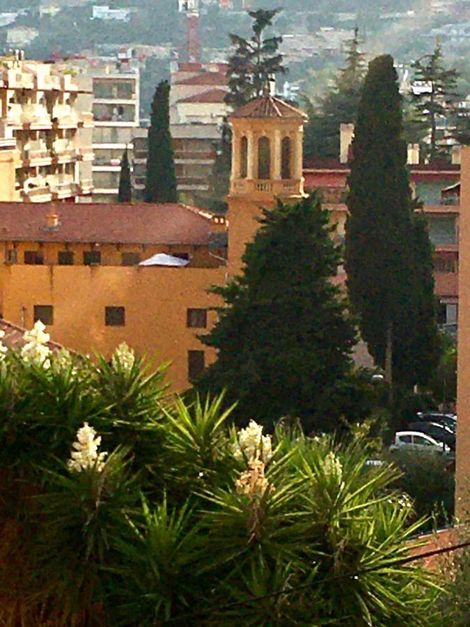 bel appartement lumineux joyeux spacieux, vue mer Menton Extérieur photo